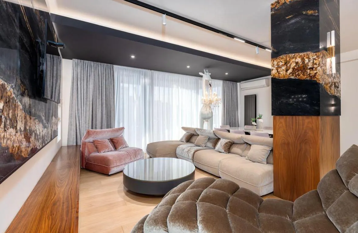 Квартира, 5-комн., 240 м², Nino Zhvania St, 55