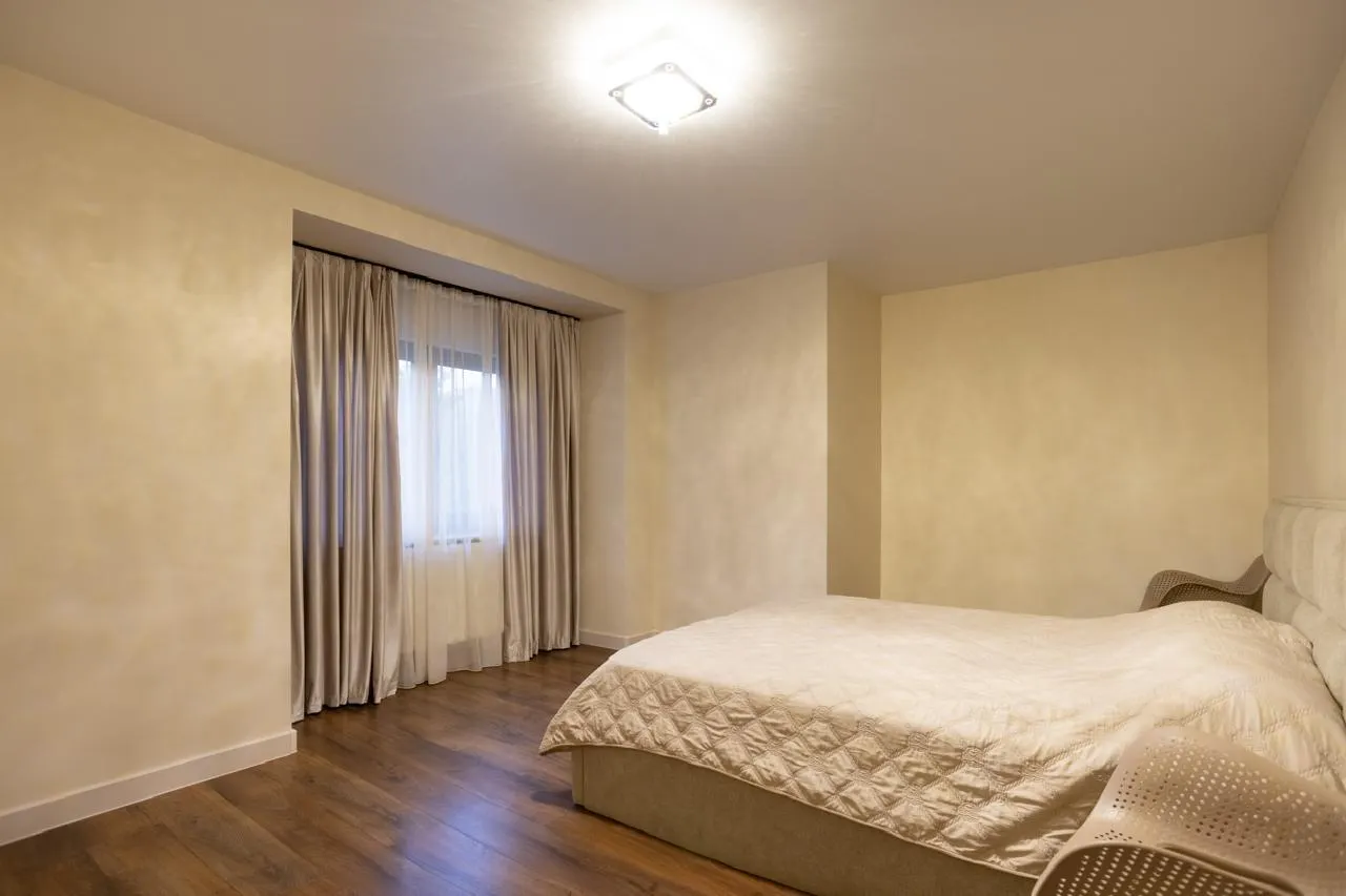 House, 5-room, 300 m², Lisi Green Town