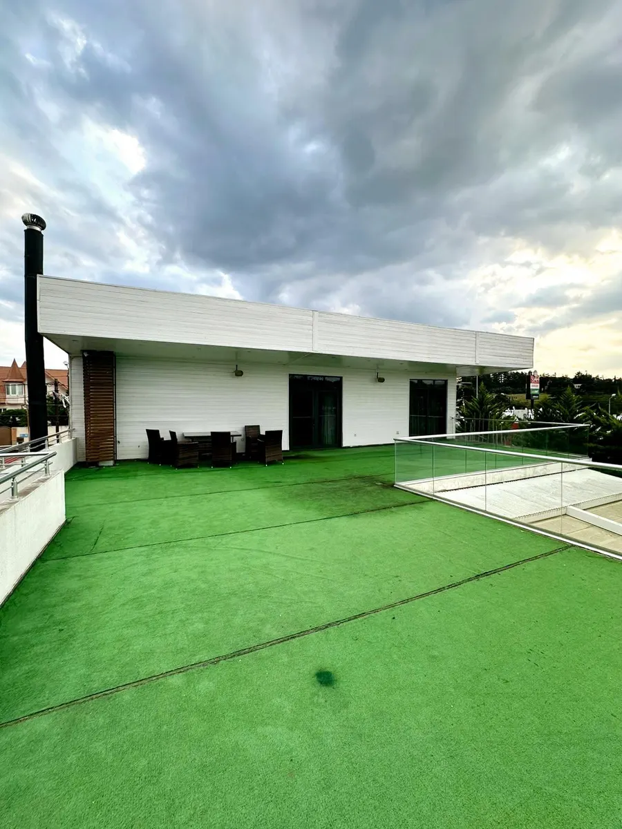 House, 6-room, 600 m²