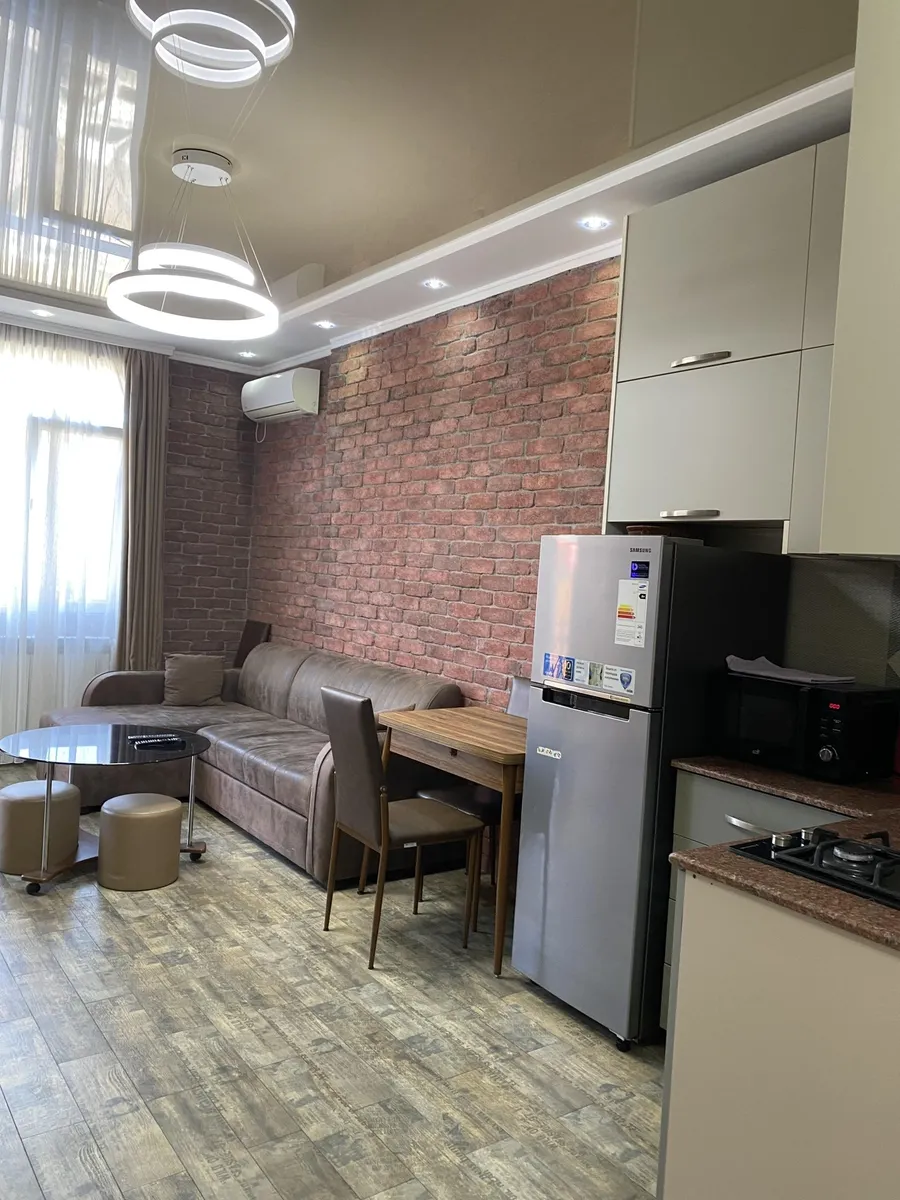 Apartment, 2-room, 50 m², Vakhtang Gorgasali St, 156-158