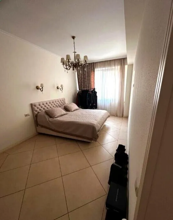 Квартира, 2-комн., 78 м²