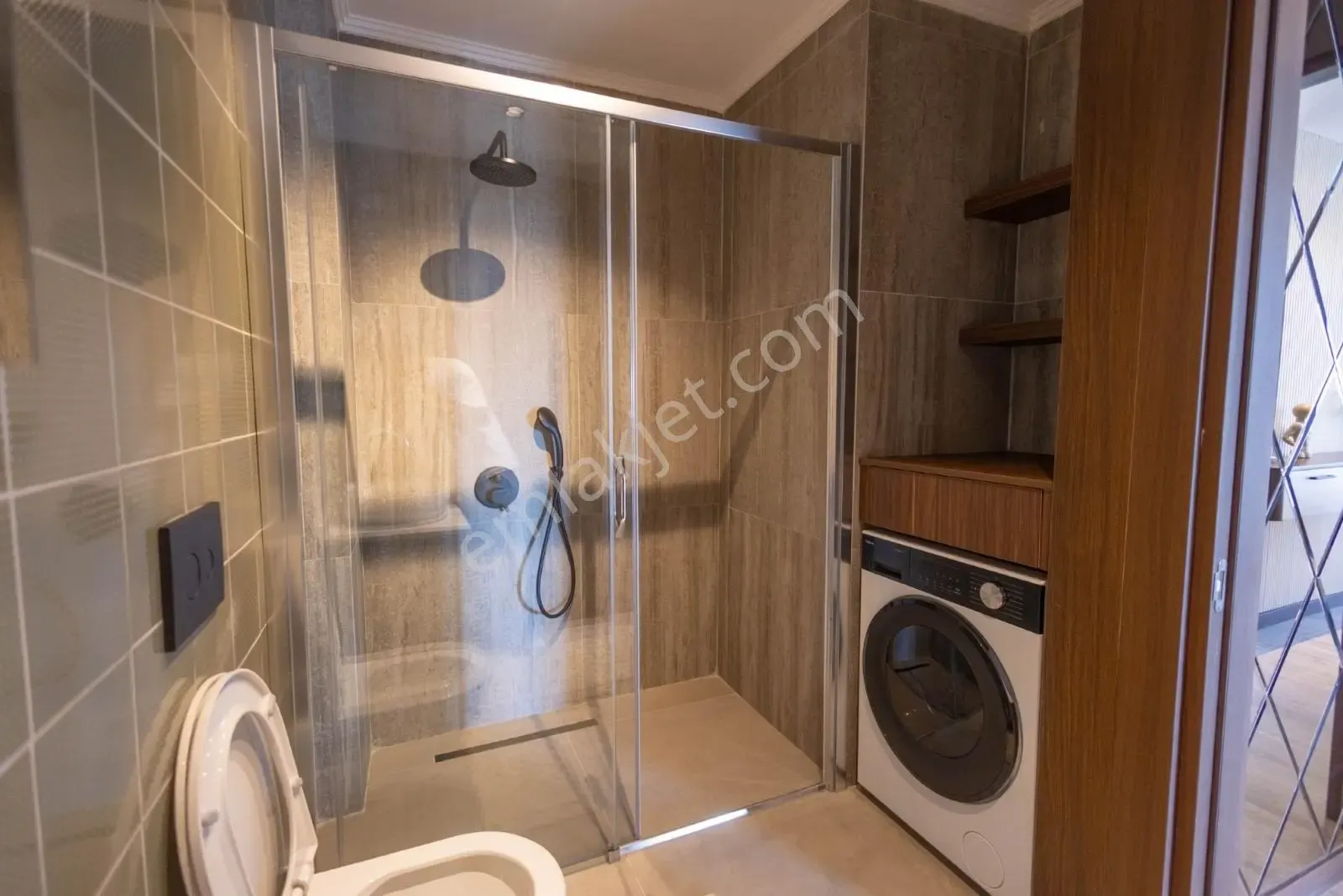 Apartment, 3-room, 85 m²