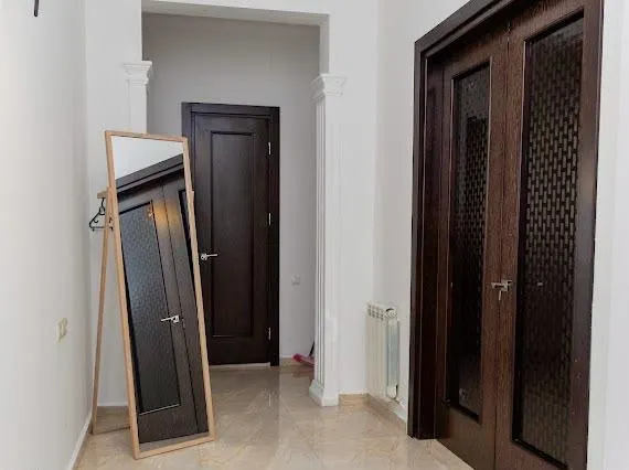 Квартира, 2-комн., 90 м²
