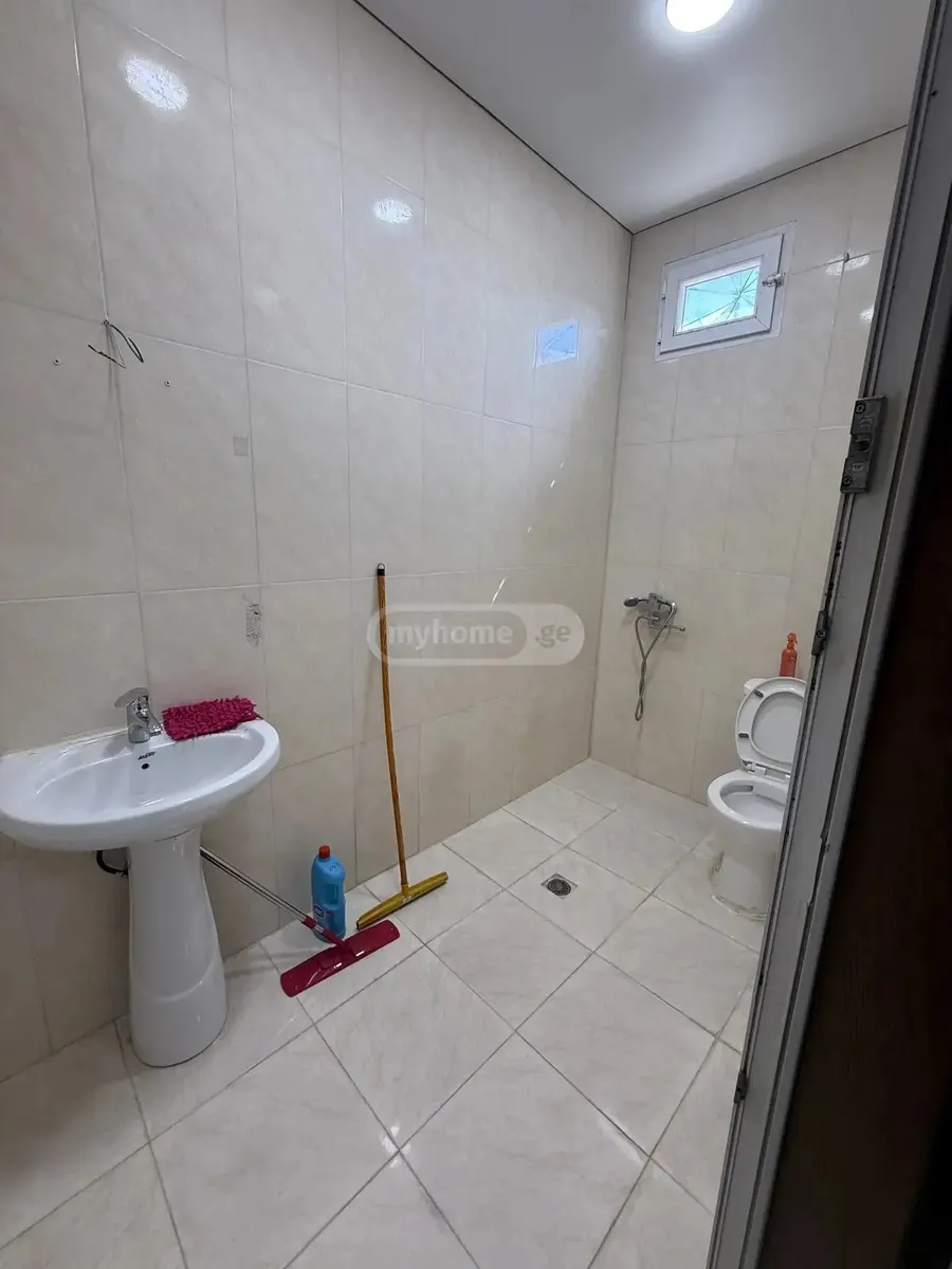 House, 3-room, 45 m²