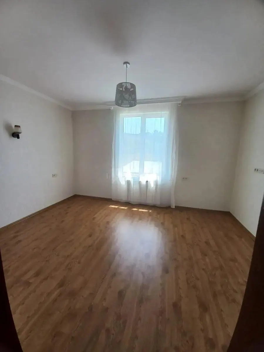 House, 8-room, 420 m²
