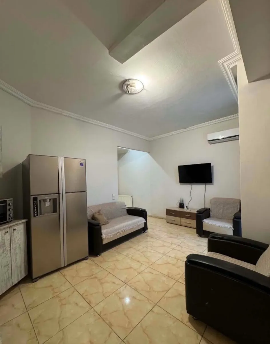 Квартира, 3-комн., 77 м²