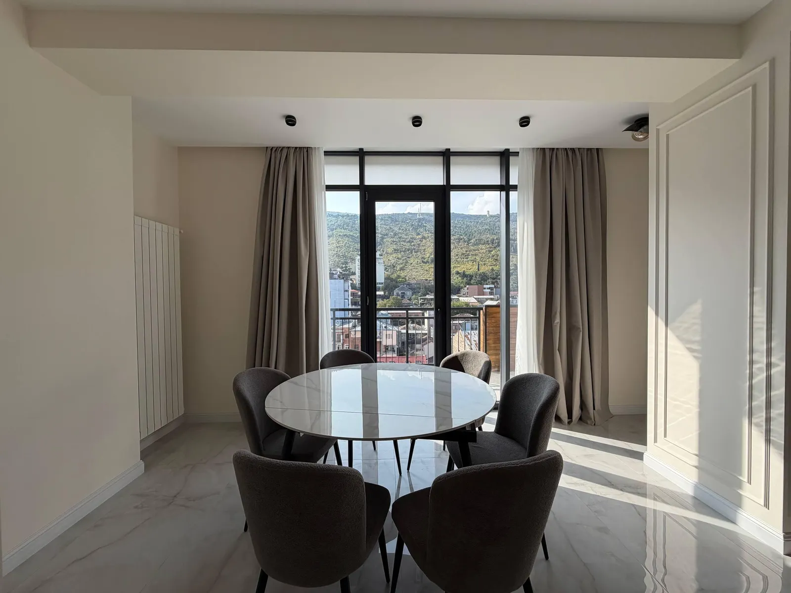 Apartment, 3-room, 140 m², Hausart Vake Park Plaza