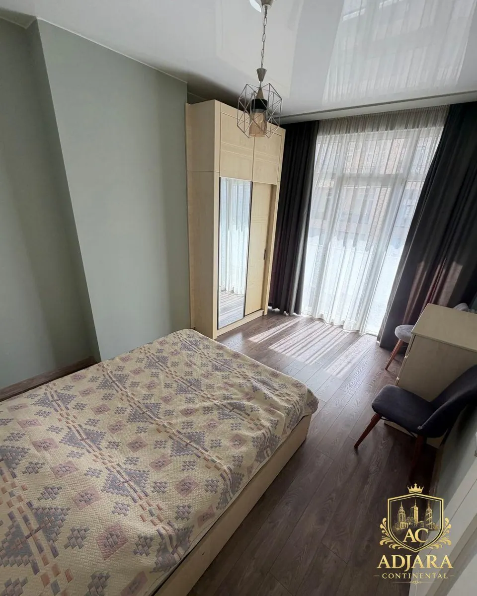 Квартира, 3-комн., 75 м², General Aslan Abashidze St, 10