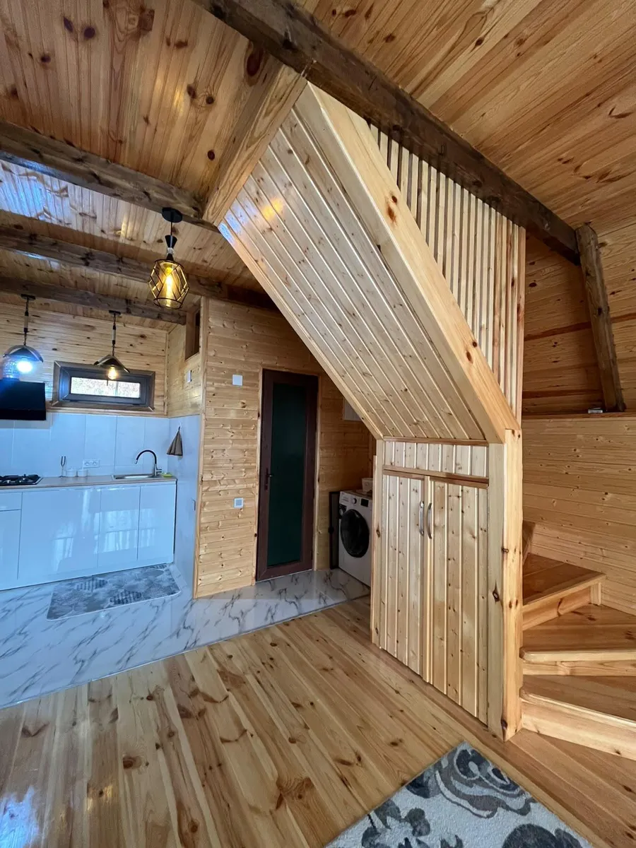 House, 3-room, 90 m²