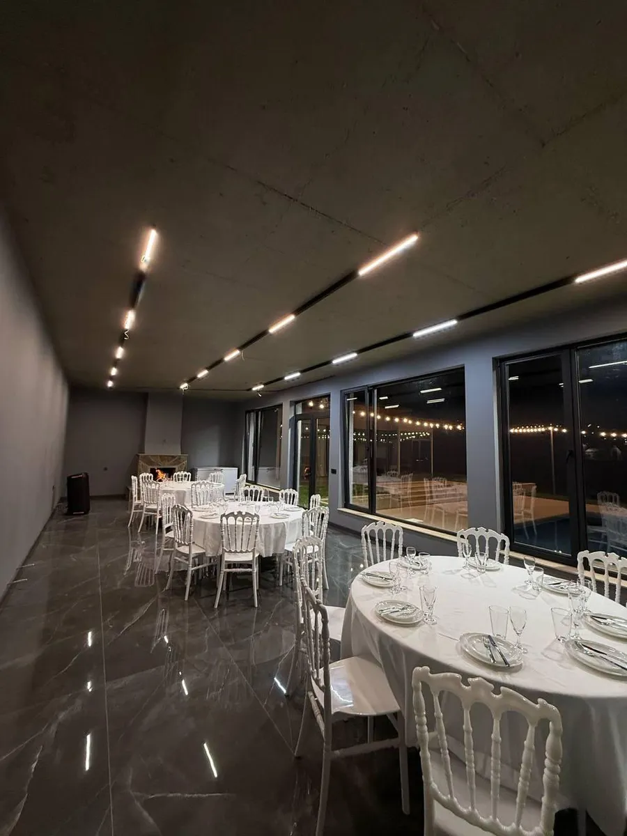 Дом, 5-комн., 3600 м²