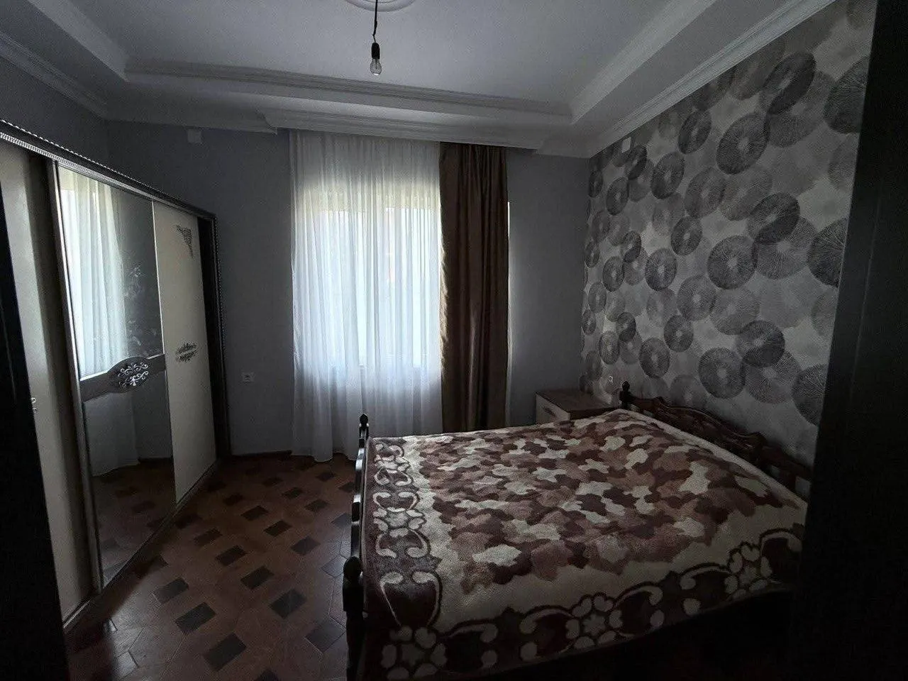 House, 4-room, 80 m²