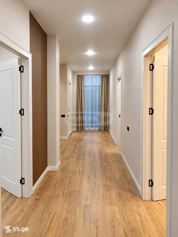Дом, 7-комн., 800 м²