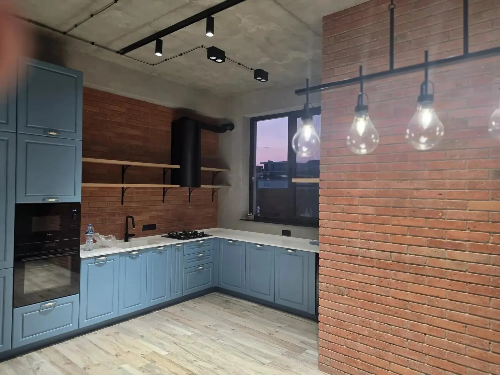 Дом, 8-комн., 342 м², Lisi Green Town