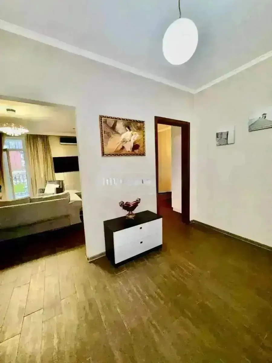 Квартира, 2-комн., 55 м²