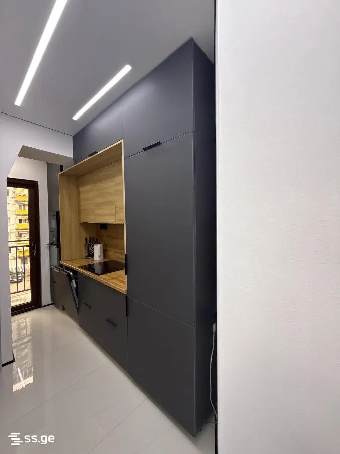 Квартира, 4-комн., 98 м²