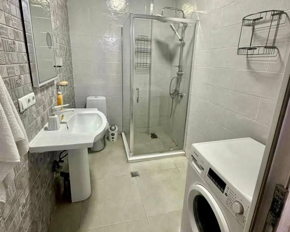 Apartment, 2-room, 55 m², Ilia Chavchavadze St, 51-57