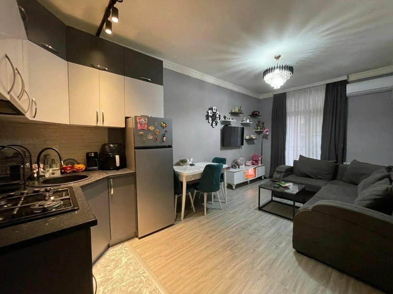 ბინა, 2-ოთახიანი, 37 მ², Tbel Abuseridze St, 49-51