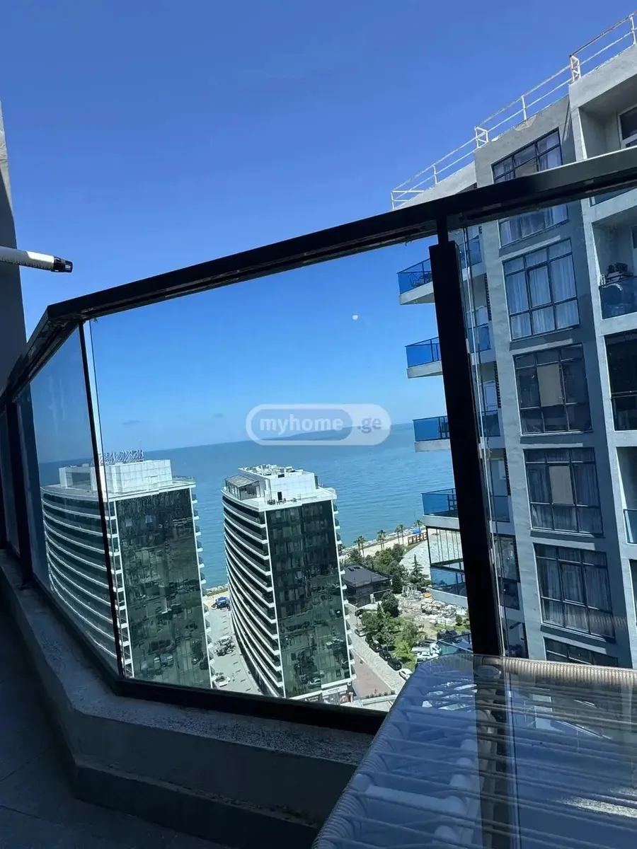 Apartment, 3-room, 60 m², Bat Towers