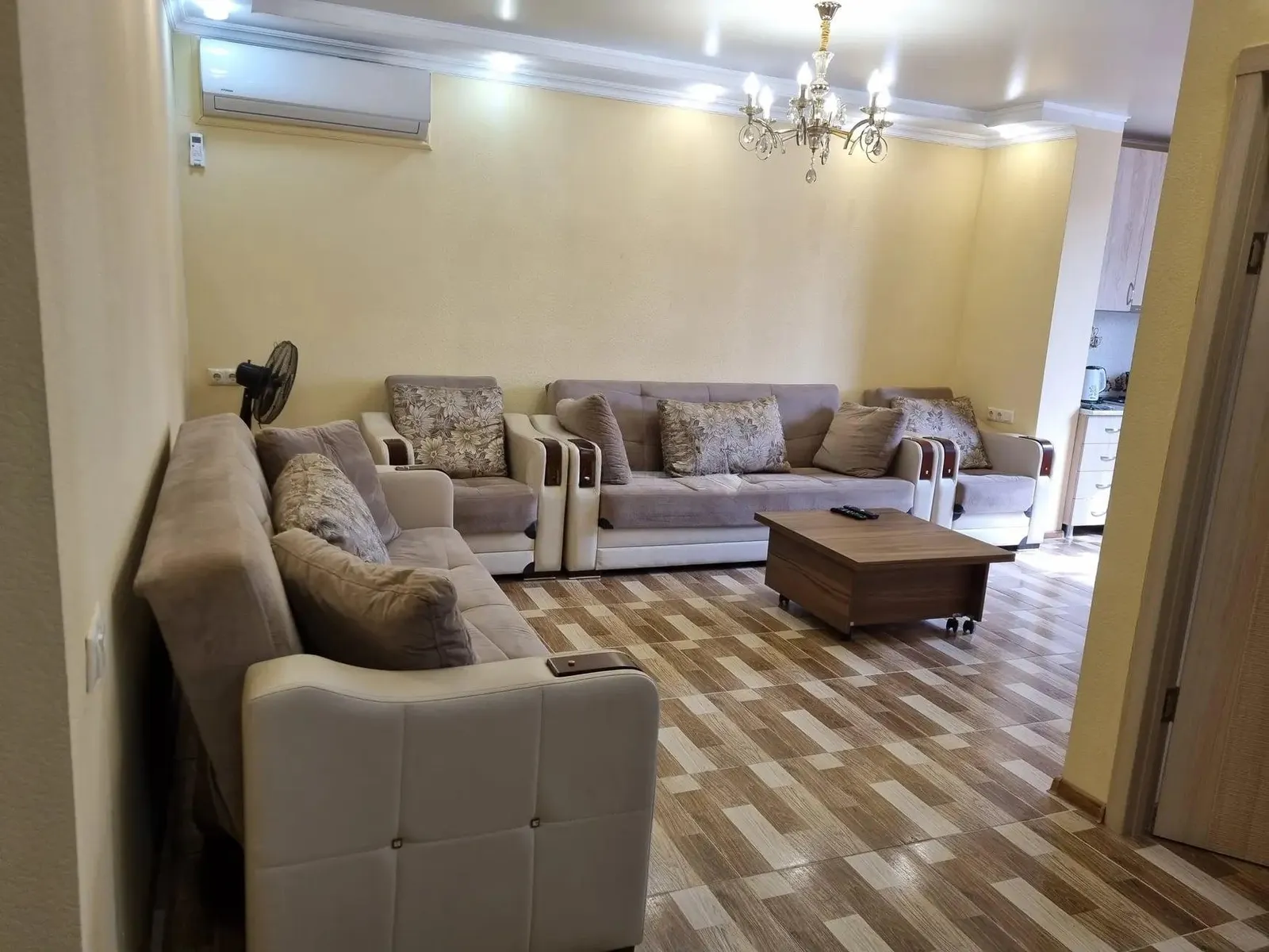 Квартира, 3-комн., 65 м², GWG Batumi