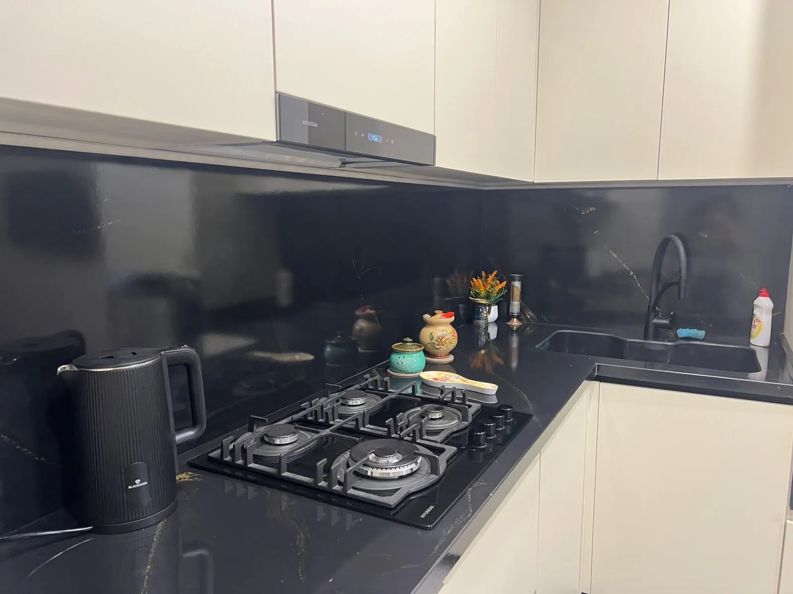 Квартира, 3-комн., 101 м²