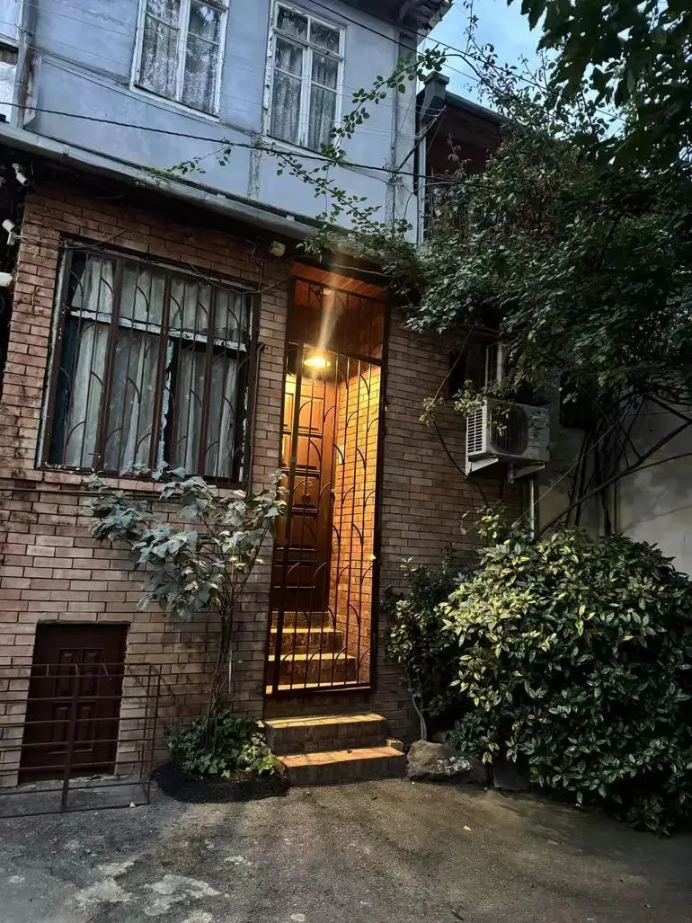 Apartment, 4-room, 100 m²
