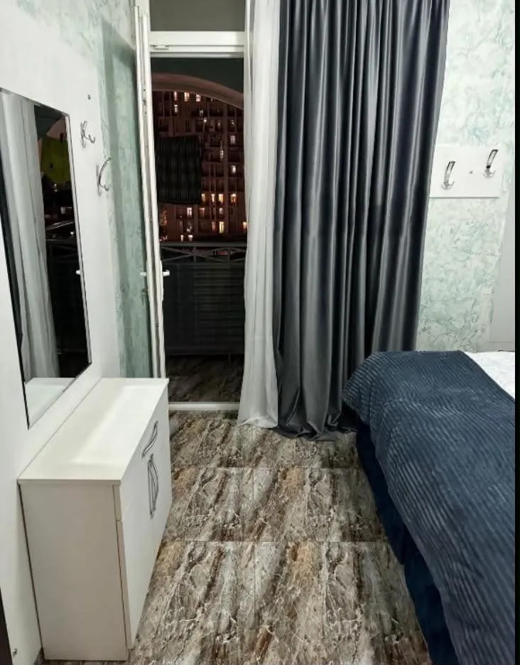 Квартира, 3-комн., 58 м²