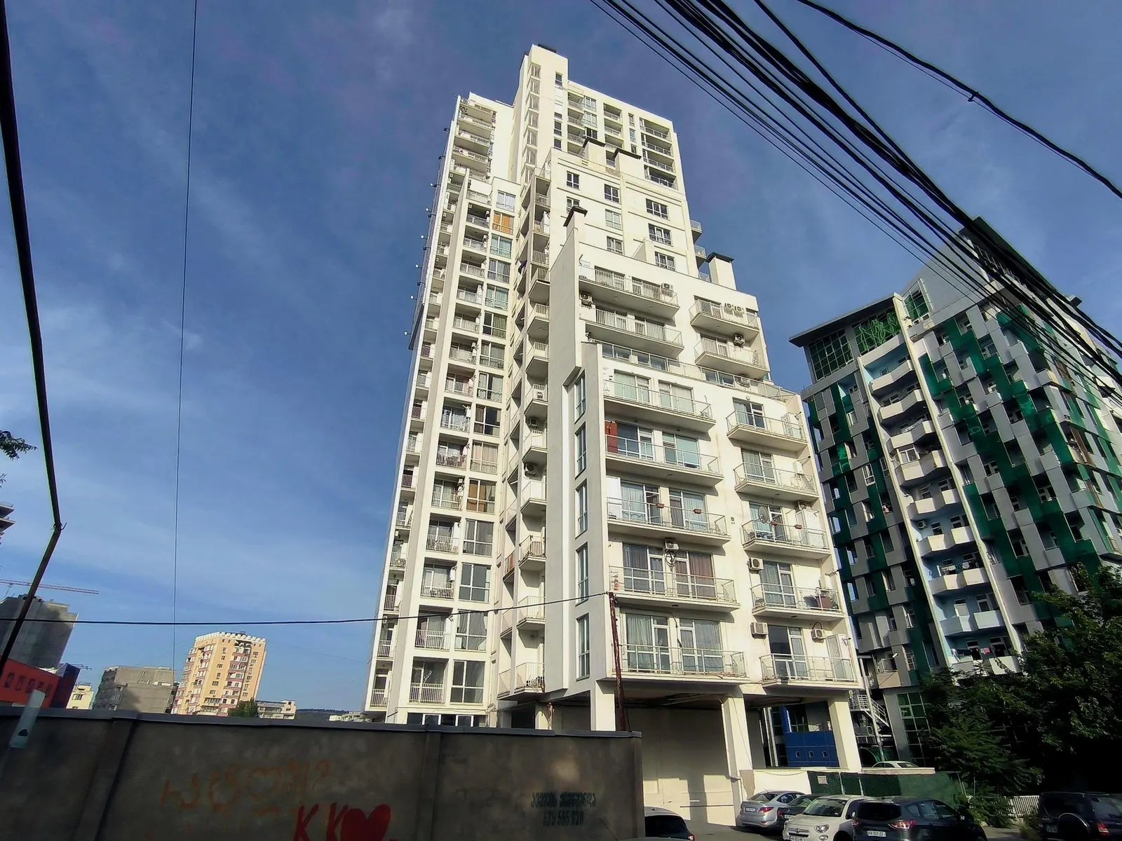 საცხოვრებელი კომპლექსი Marshal Gelovani Ave, 52