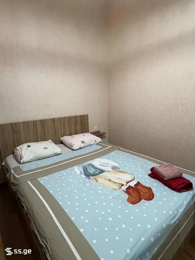 Квартира, 2-комн., 60 м²