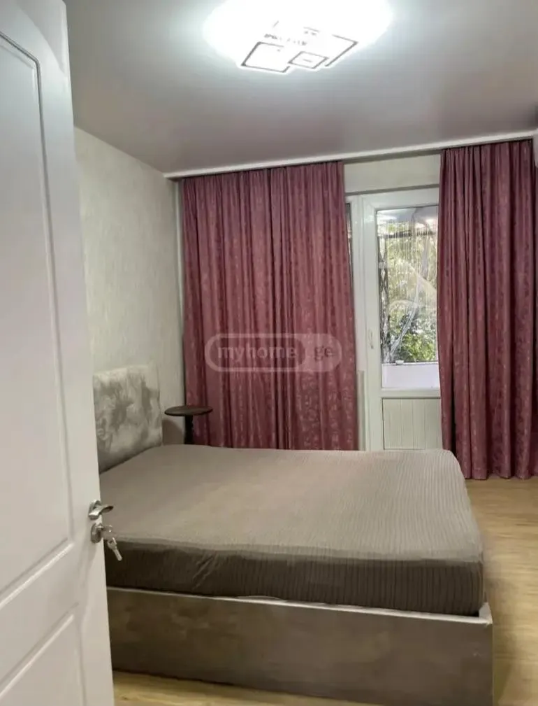 Квартира, 3-комн., 75 м²