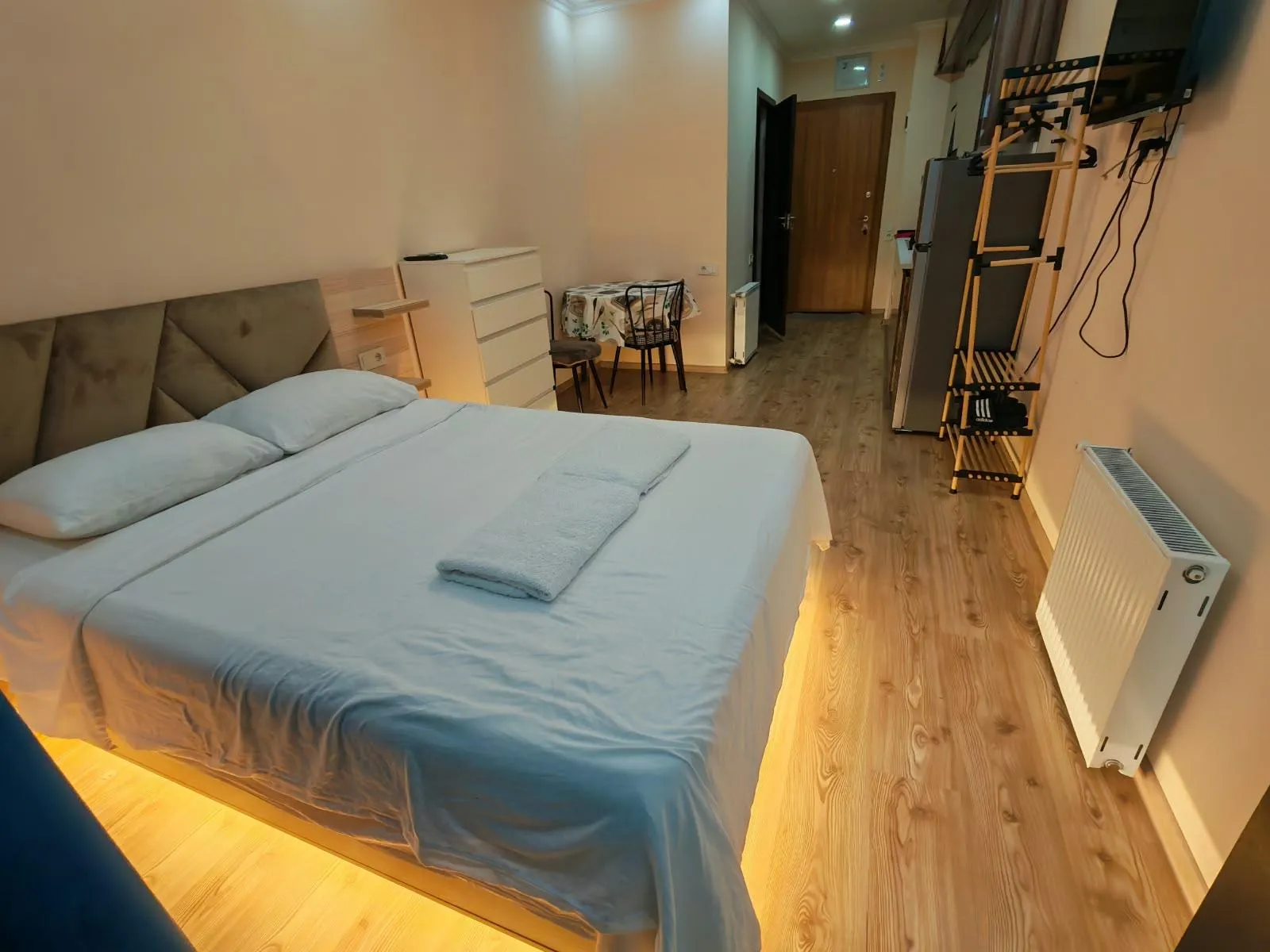 Apartment, 1-room, 30 m², Alley Palace