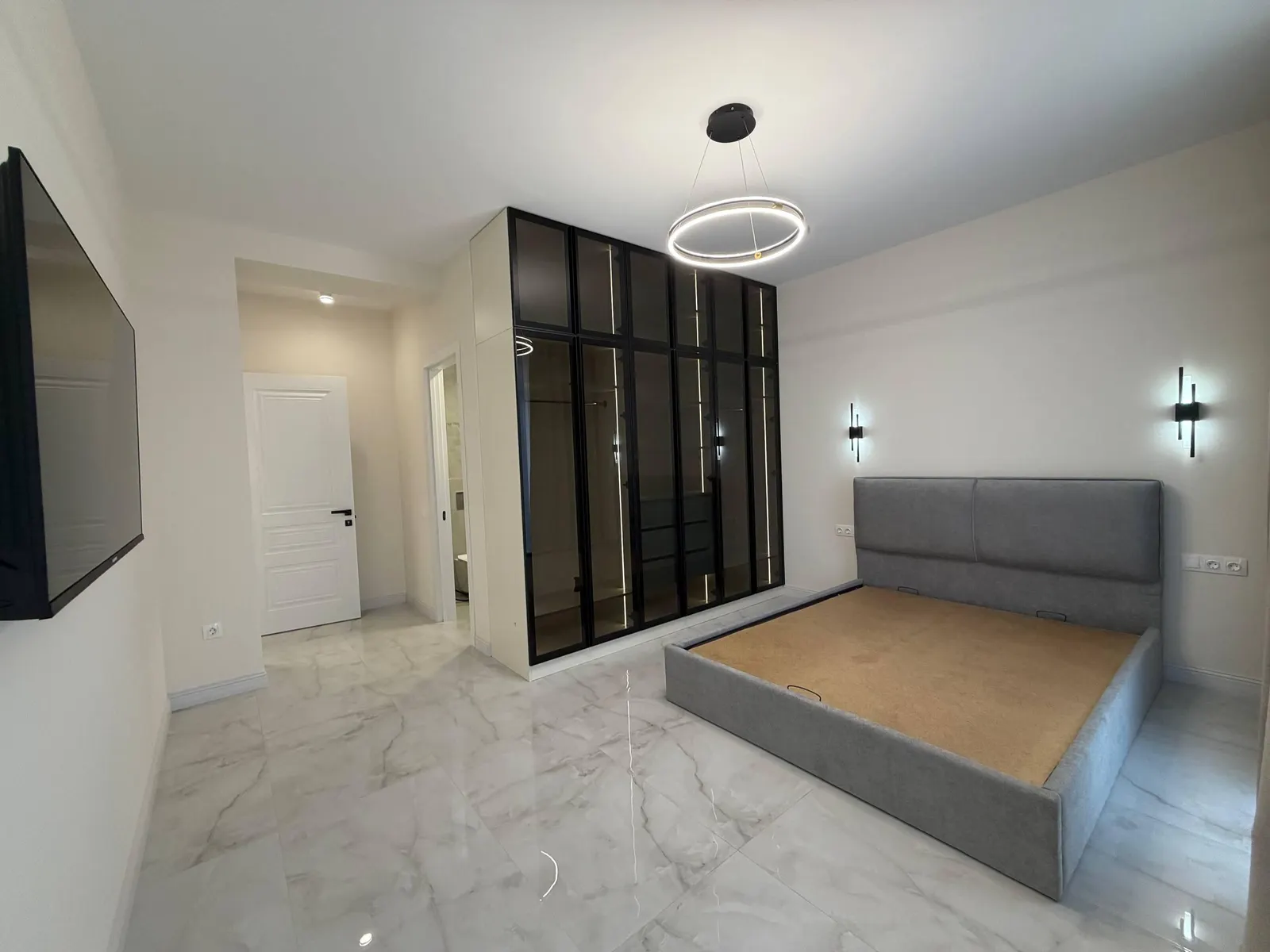 Apartment, 3-room, 140 m², Hausart Vake Park Plaza