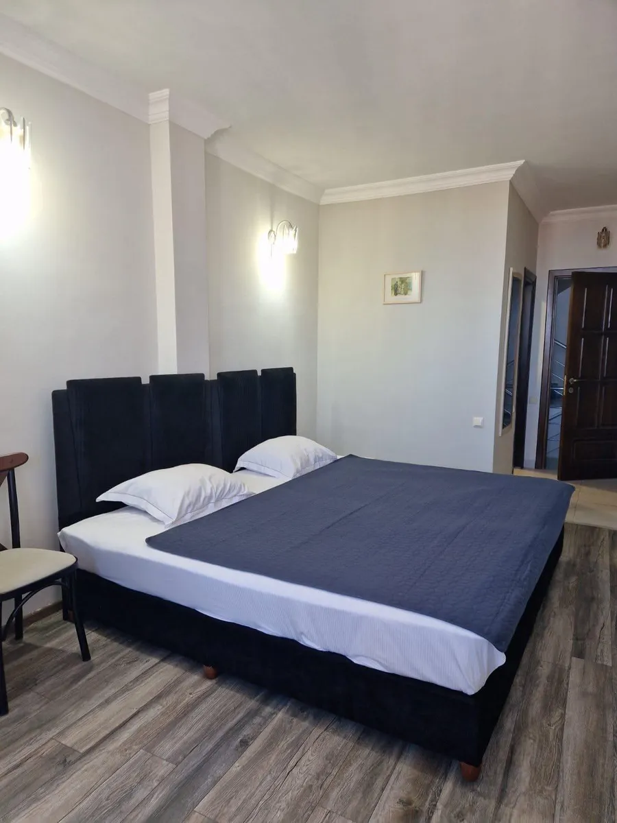 Дом, 2-комн., 500 м²