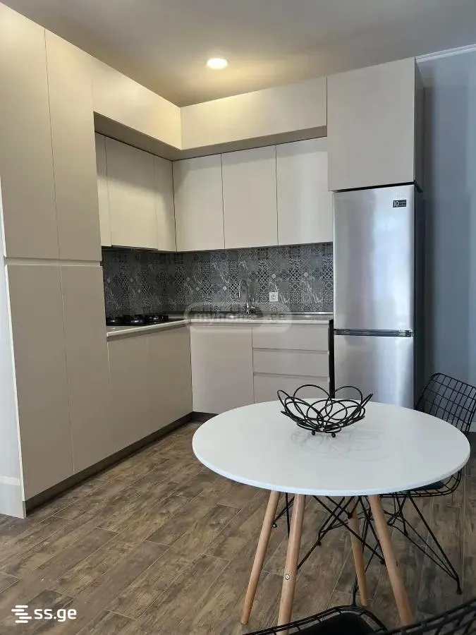 Квартира, 2-комн., 60 м², Akhalgazrdoba St, 1