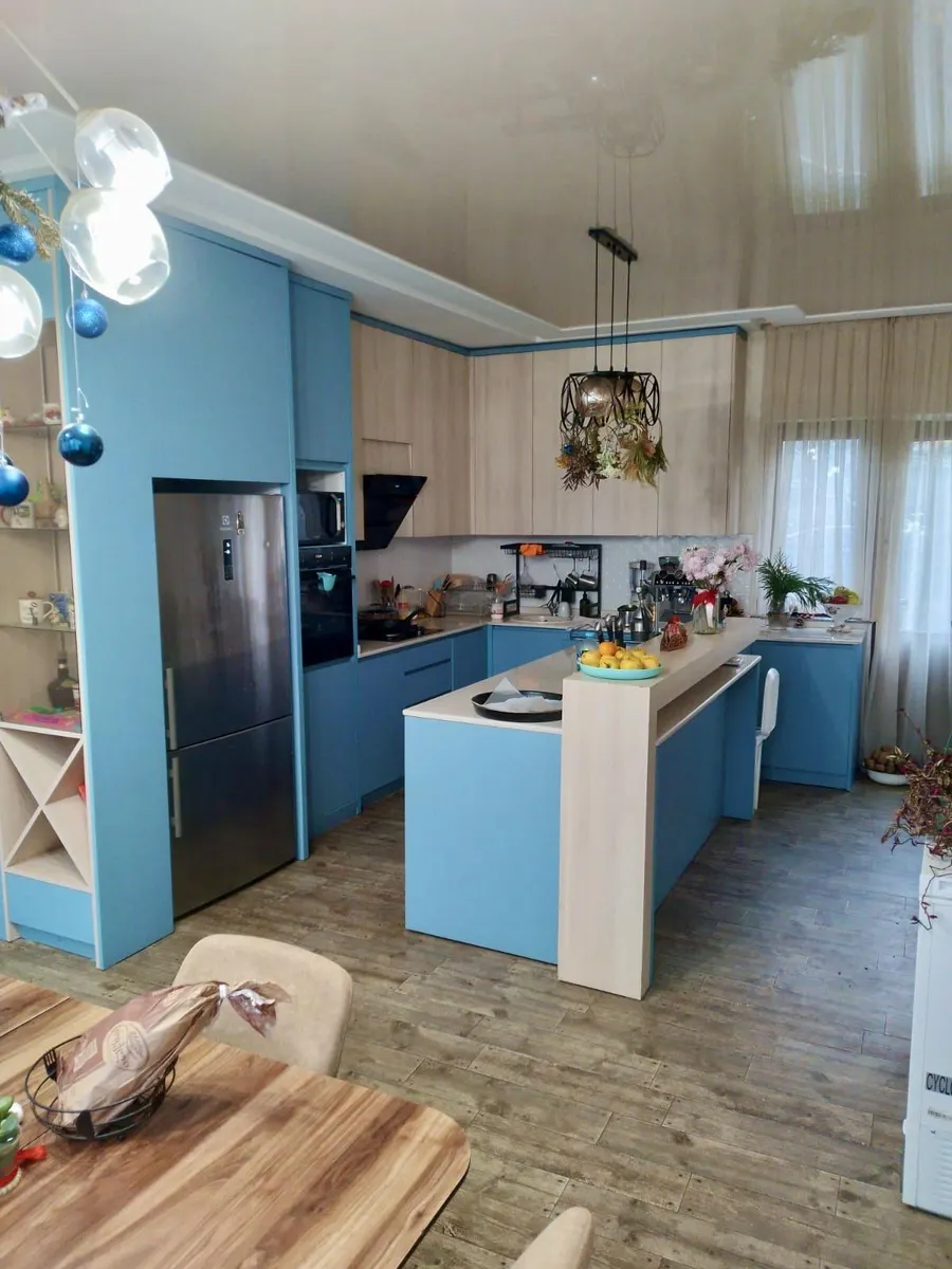 Дом, 5-комн., 423 м²