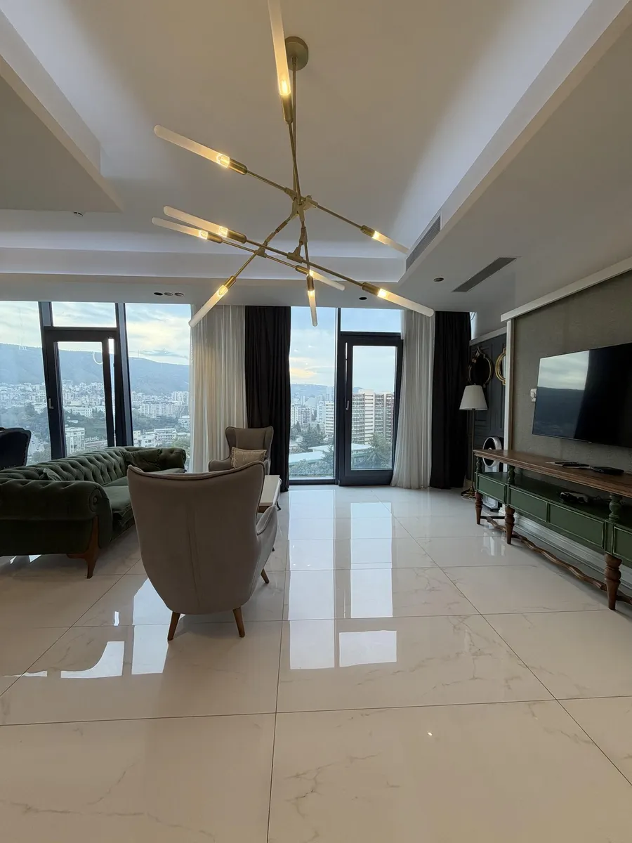 Квартира, 1-комн., 100 м², King David Residences