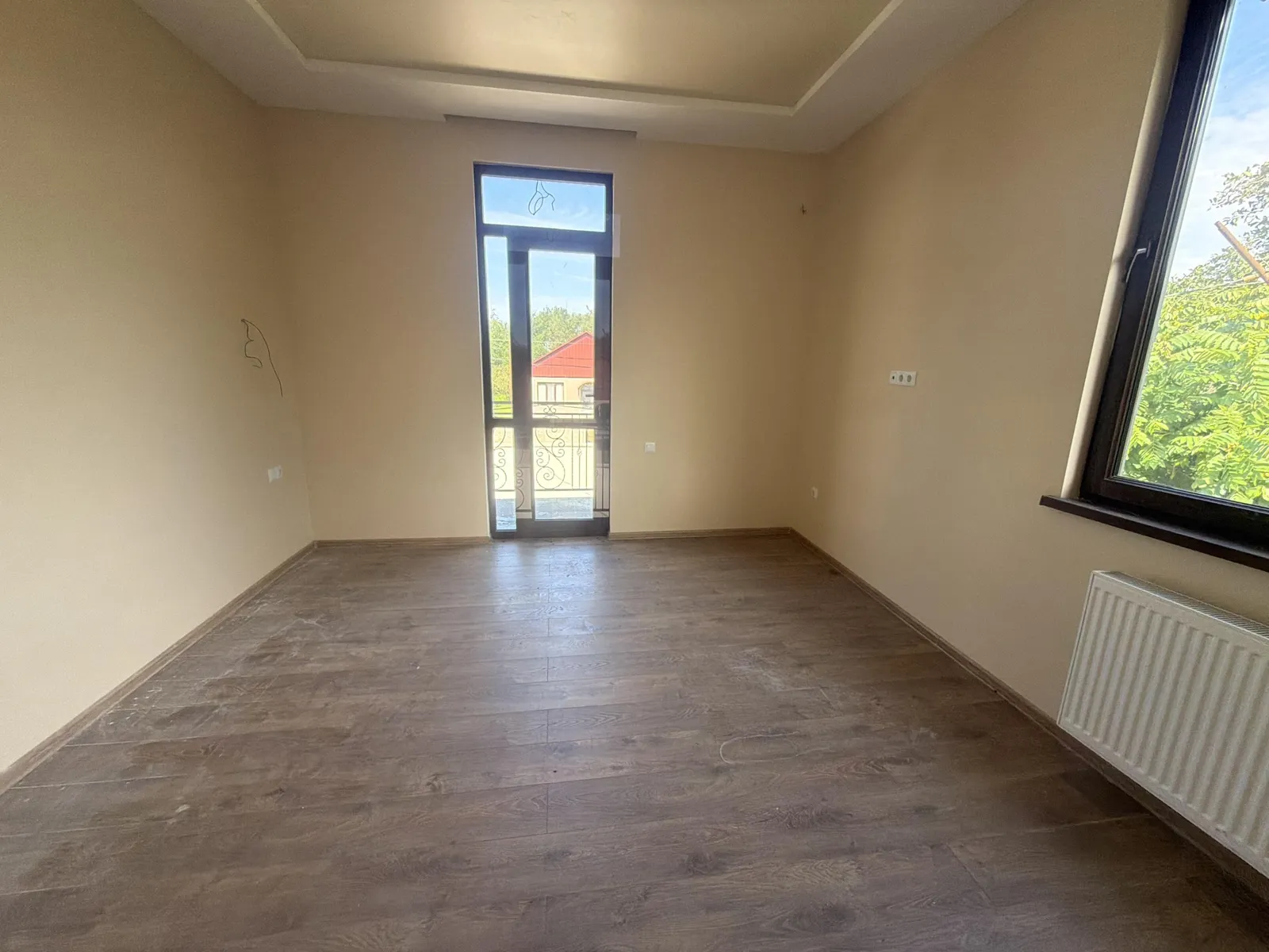 House, 5-room, 194.8 m²