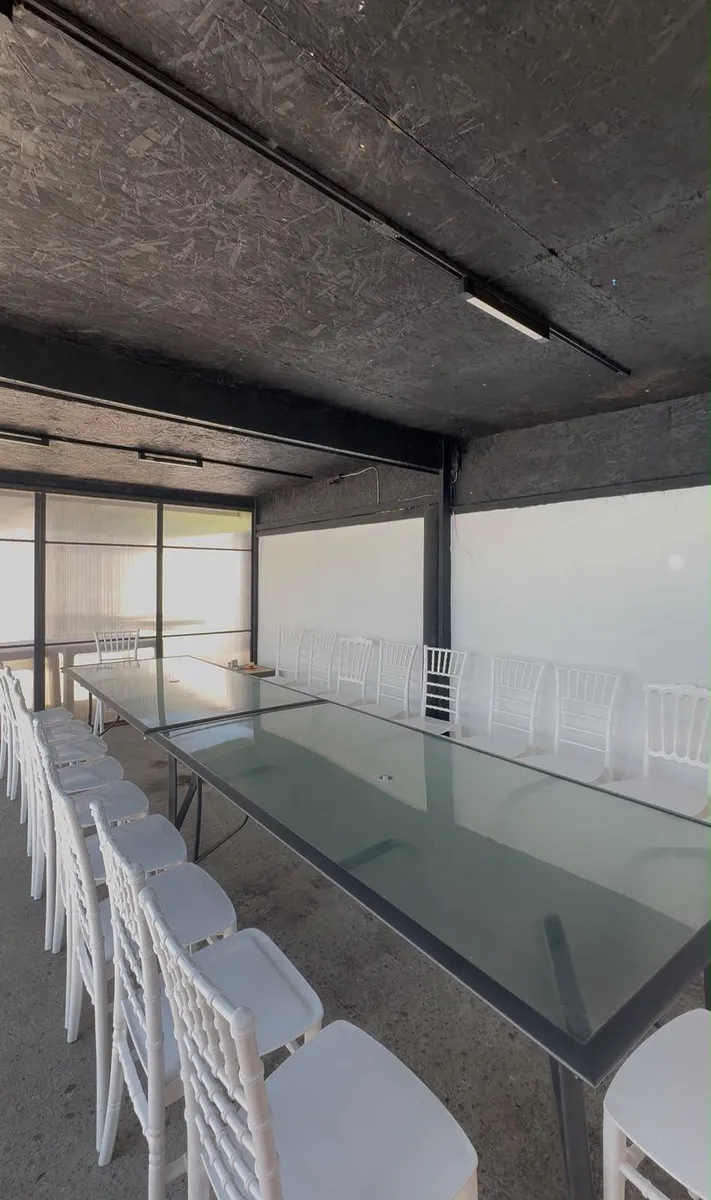 Дом, 5-комн., 250 м²