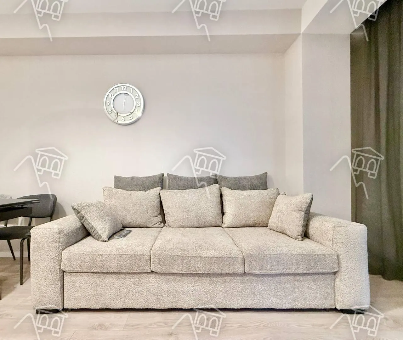 Квартира, 2-комн., 69 м²
