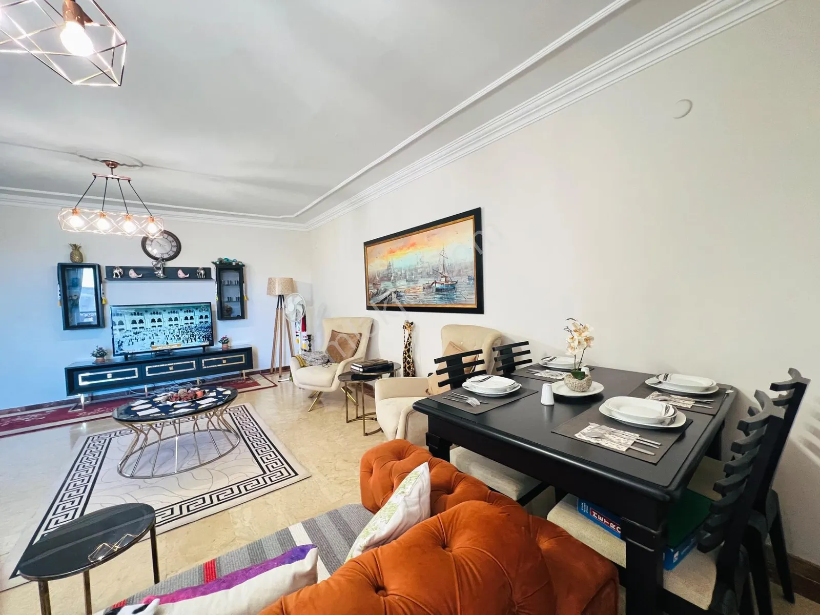 Apartment, 3-room, 135 m²