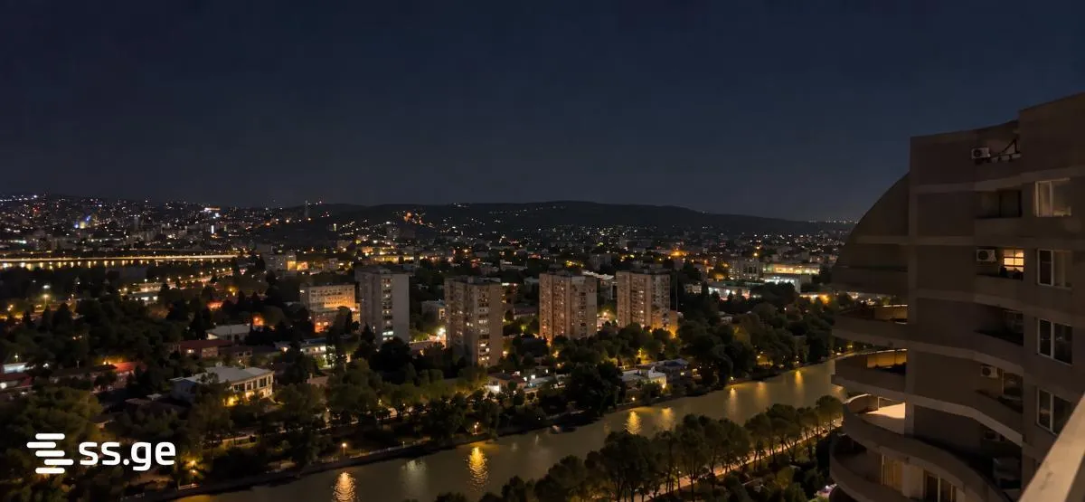 Apartment, 5-room, 140 m², Vakhtang Bochorishvili St, 24