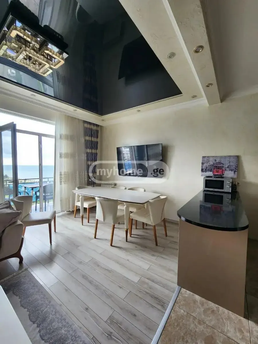 Квартира, 3-комн., 70 м²