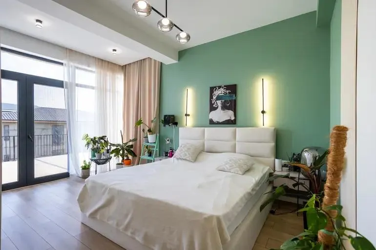 Дом, 7-комн., 278 м²