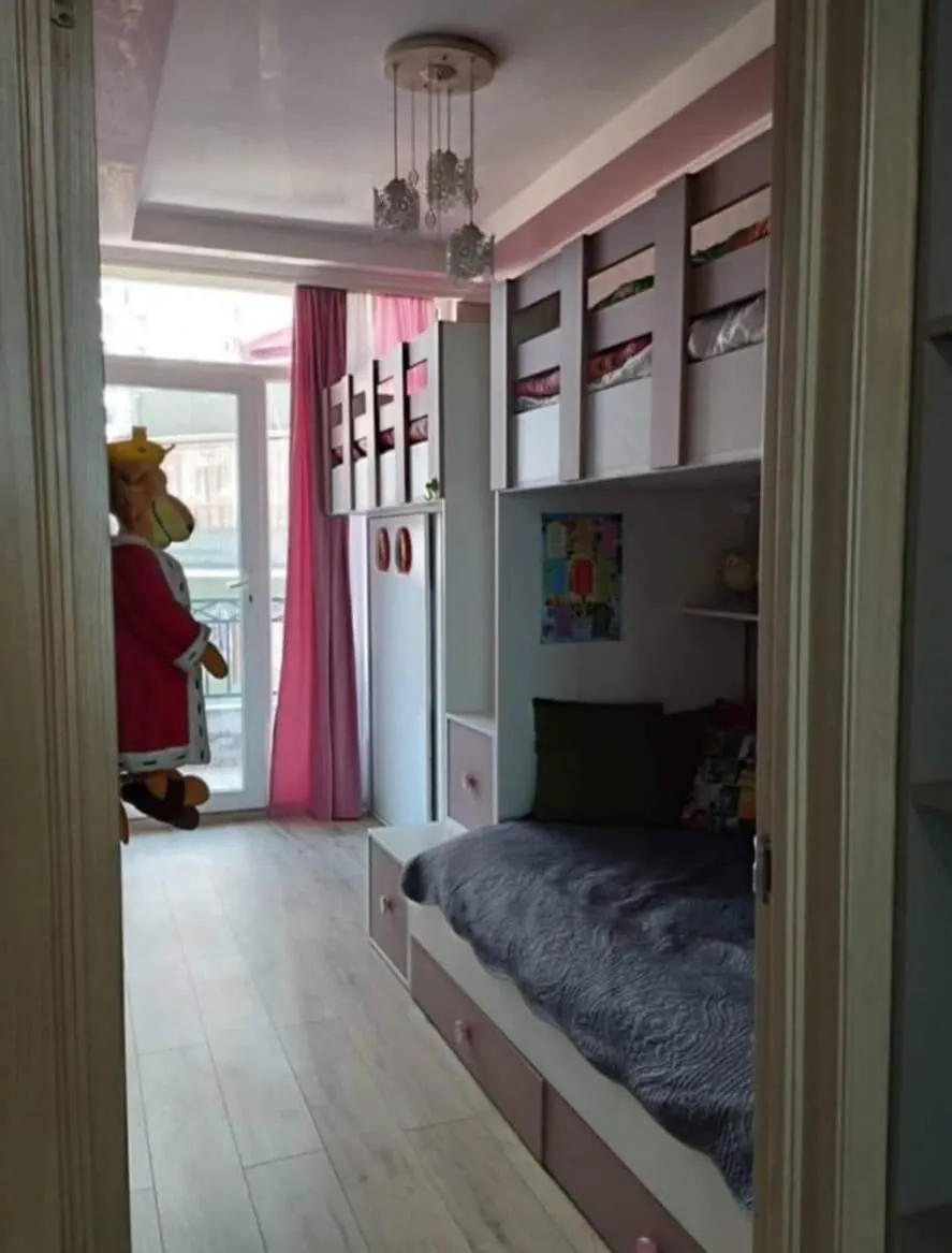 Квартира, 79 м²