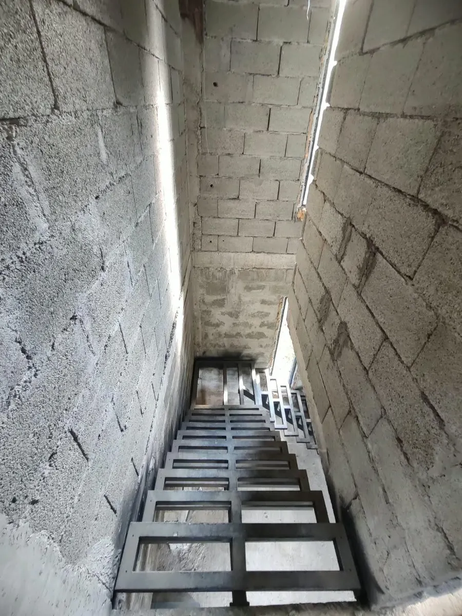 House, 3-room, 136 m²