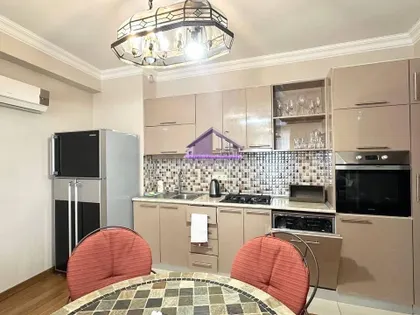 Квартира, 3-комн., 85 м²