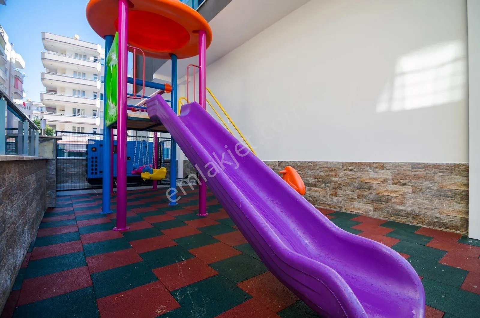 Apartment, 3-room, 115 m²