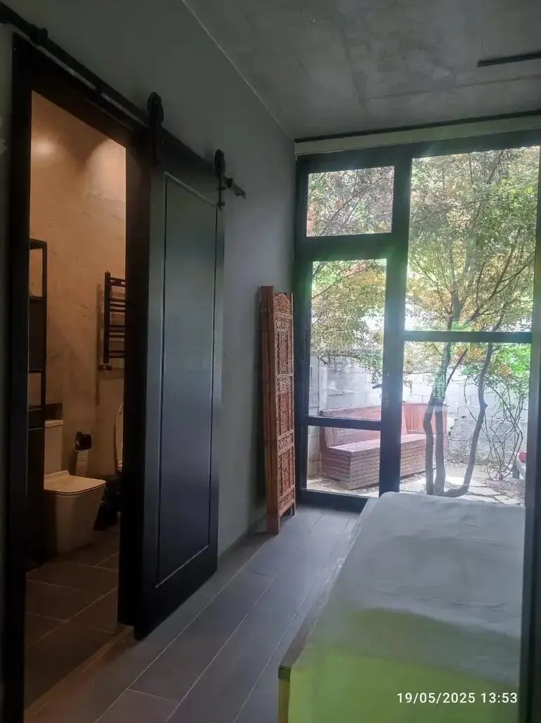 Дом, 5-комн., 245 м²