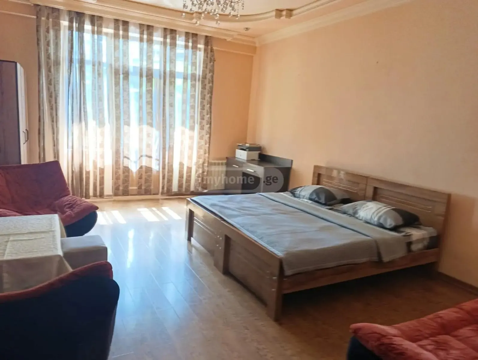 Apartment, 5-room, 220 m²