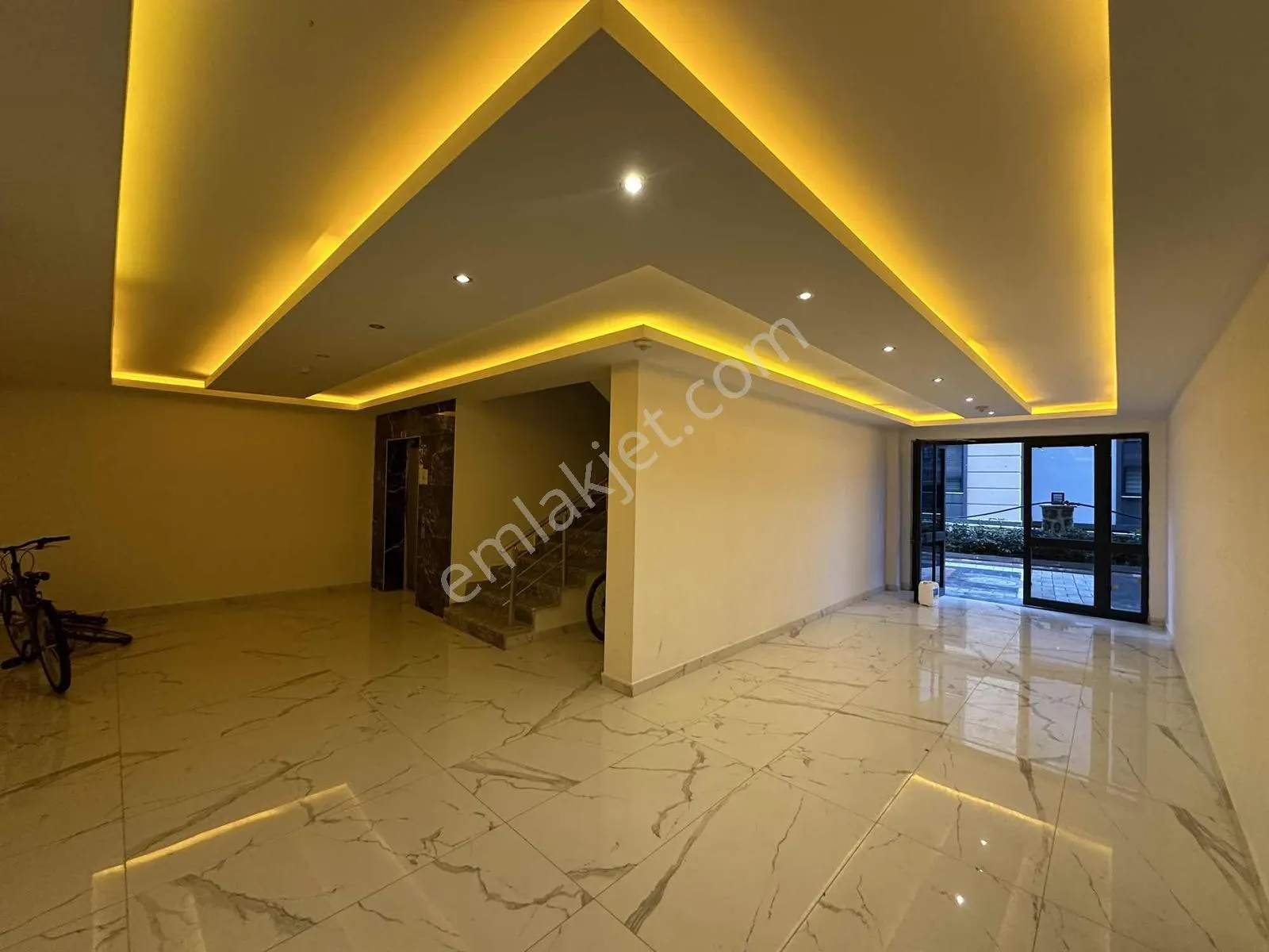 Apartment, 2-room, 55 m²