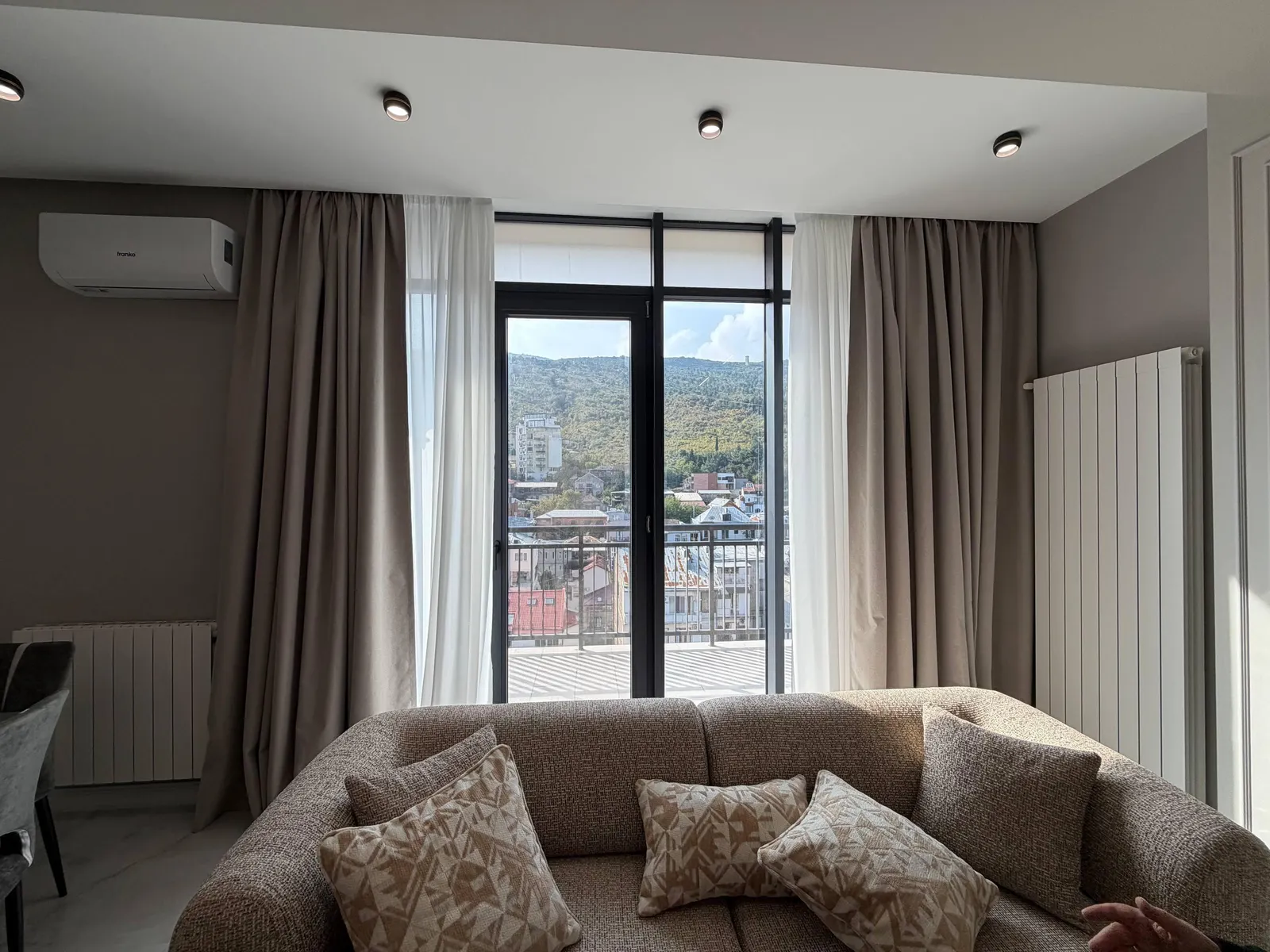 Apartment, 3-room, 120 m², Hausart Vake Park Plaza